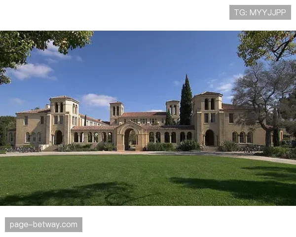 圣母大学不敌对手，旧金山大学保持连胜势头